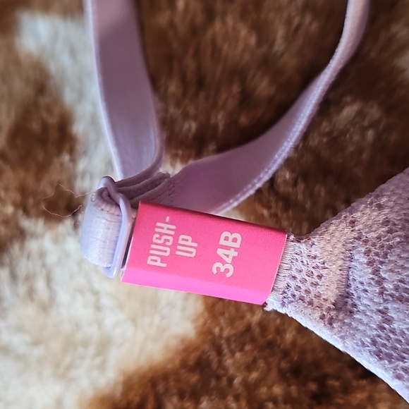 PINK Victoria's Secret Light Purple Lace Bra NWT Size 34B - Picture 4 of 5